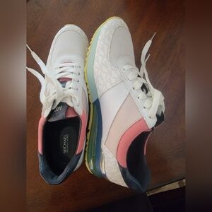 Michael Kors Lexi Color-Blocked Logo Sneakers Size 9M